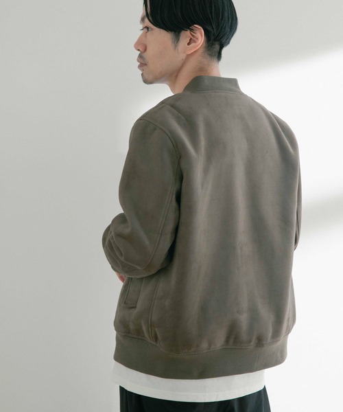 ITEMS URBANRESEARCH（アイテムズ アーバンリサーチ）の「フェイクスエードMA-1（MA-1・メンズ・ベージュ/チャコールグレー/カーキ・MEDIUM/LARGE）」の12枚目の写真