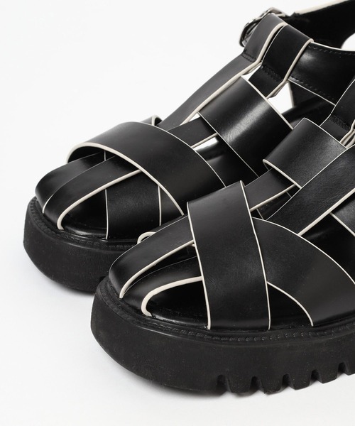 PAGEBOY（ページボーイ）の「バイカラーグルカサンダル（サンダル・レディース・オフホワイト/ブラック系その他/ブラック・M/L）」の22枚目の写真