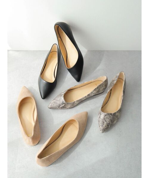 Green　Parks（グリーンパークス）の「・minia　ポインテットパンプス（パンプス・レディース・ブラック/グレイッシュベージュ/パイソン・S/M/L/LL）」の8枚目の写真