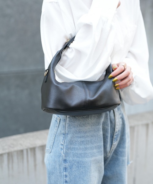 COLONY 2139（コロニートゥーワンスリーナイン）の「横長ワンハンドルショルダーバッグ（ショルダーバッグ・レディース・ブルー/アイボリー/ブラック・FREE）」の15枚目の写真