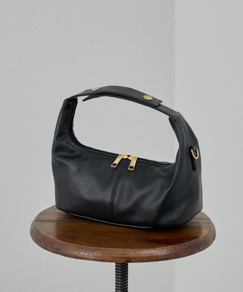 COLONY 2139（コロニートゥーワンスリーナイン）の「横長ワンハンドルショルダーバッグ（ショルダーバッグ・レディース・ブルー/アイボリー/ブラック・FREE）」の12枚目の写真