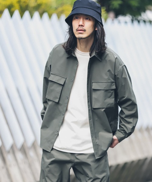 URBAN RESEARCH Sonny Label（アーバンリサーチサニーレーベル）の「『撥水』『セットアップ対応』3Dポケットシャツ（シャツ/ブラウス・メンズ・ブラック/ベージュ系その他/カーキ・MEDIUM/LARGE）」の18枚目の写真