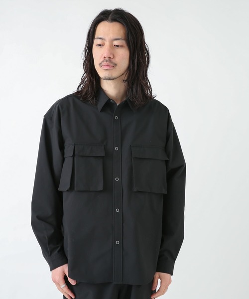 URBAN RESEARCH Sonny Label（アーバンリサーチサニーレーベル）の「『撥水』『セットアップ対応』3Dポケットシャツ（シャツ/ブラウス・メンズ・ブラック/ベージュ系その他/カーキ・MEDIUM/LARGE）」の22枚目の写真