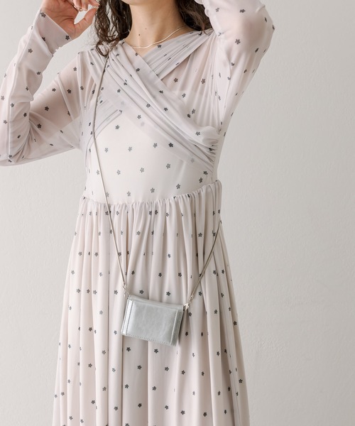 mystic(ミスティック)の「シャイニーウォレットミニBAG(ショルダーバッグ・レディース・シルバー/ゴールド・ONE SIZE)」の6枚目の写真