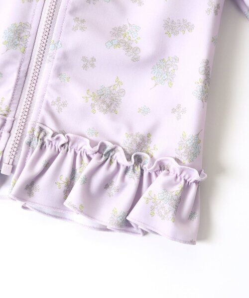 Ampersand（アンパサンド）の「フリルラッシュガード_UVカット（ラッシュガード・キッズ・ラベンダー/アイボリー/サックスブルー・140/120/110/100/130/90/80）」の9枚目の写真