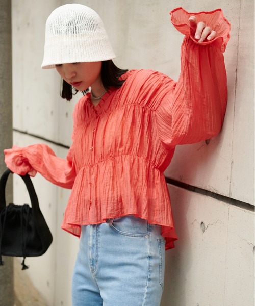 FREE'S MART（フリーズマート）の「◆シャーリングシアーブラウス（シャツ/ブラウス・レディース・ホワイト/ピンク/ブラック・FREE）」の3枚目の写真