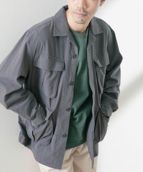 ITEMS URBANRESEARCH(アイテムズ アーバンリサーチ)の「Jungle Fatigue Cotton Jacket(ミリタリージャケット・メンズ・ベージュ/カーキ/チャコールグレー・MEDIUM/LARGE)」の2枚目の写真