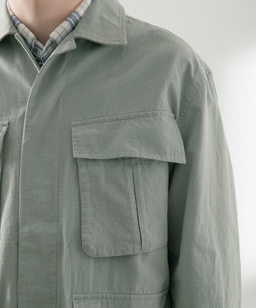 ITEMS URBANRESEARCH(アイテムズ アーバンリサーチ)の「Jungle Fatigue Cotton Jacket(ミリタリージャケット・メンズ・ベージュ/カーキ/チャコールグレー・MEDIUM/LARGE)」の18枚目の写真