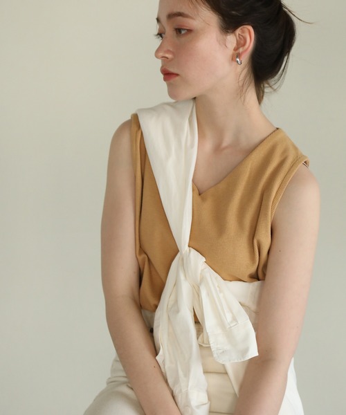 aity(アイティ)の「Vネックワッフルタンクトップ 夏服(タンクトップ・レディース・グレー/ブラック/ホワイト/ネイビー/パープル/オレンジ/カーキ・M)」の7枚目の写真
