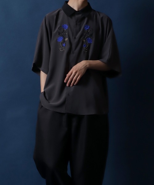 YENN 新品✨EMBRO SLEEVE SHIRT 刺繍スリーブ シャツ FVLMEN（フルメン）の「【FVLMEN】flower embroidery longsleeve