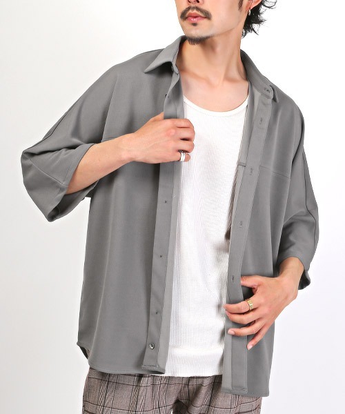 LUXSTYLE(ラグスタイル)の「ドルマンスリーブ半袖BIGシャツ(シャツ/ブラウス・メンズ・アイボリー/チャコール/グレー/グレイッシュベージュ/グリーン/ブラック・XL/L/M)」の1枚目の写真