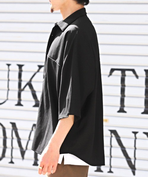 LUXSTYLE(ラグスタイル)の「ドルマンスリーブ半袖BIGシャツ(シャツ/ブラウス・メンズ・アイボリー/チャコール/グレー/グレイッシュベージュ/グリーン/ブラック・XL/L/M)」の8枚目の写真