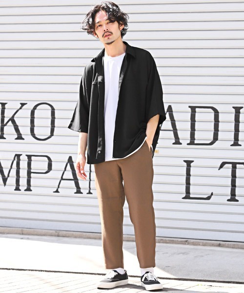 LUXSTYLE(ラグスタイル)の「ドルマンスリーブ半袖BIGシャツ(シャツ/ブラウス・メンズ・アイボリー/チャコール/グレー/グレイッシュベージュ/グリーン/ブラック・XL/L/M)」の9枚目の写真