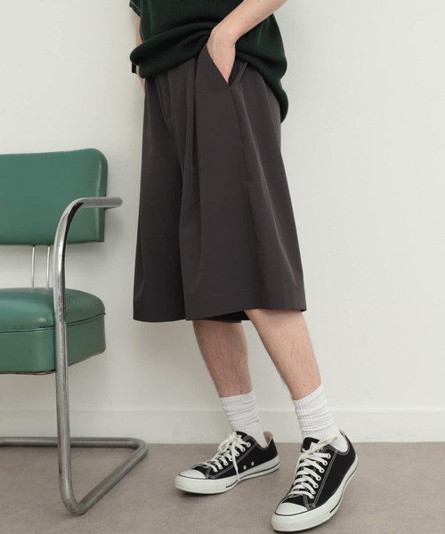 SENSE OF PLACE by URBAN RESEARCH（センスオブプレイスバイアーバンリサーチ）の「エクストラルーズショートパンツ（その他パンツ・メンズ・ブルー/チャコールグレー/ベージュ・MEDIUM/LARGE）」の2枚目の写真