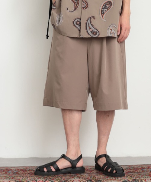 SENSE OF PLACE by URBAN RESEARCH（センスオブプレイスバイアーバンリサーチ）の「エクストラルーズショートパンツ（その他パンツ・メンズ・ブルー/チャコールグレー/ベージュ・MEDIUM/LARGE）」の9枚目の写真