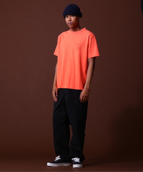 AVIREX（アヴィレックス）の「WEST POINT EMBROIDERY FADE WASH T-SHIRT / ウェストポイント エンブロイダリー Tシャツ / AVIREX / アヴィレックス（Tシャツ/カットソー・メンズ・ホワイト系2/オレンジ/チャコール・M/L/XL/2XL）」の11枚目の写真