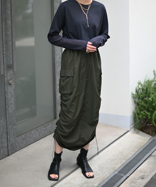 Marient（マリエント）の「ドロストナイロンカーゴSK（スカート・レディース・ブラック/カーキ・FREE）」の6枚目の写真