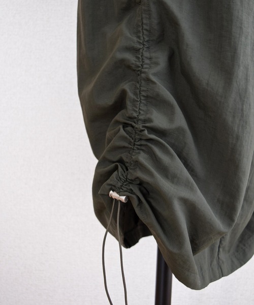 Marient（マリエント）の「ドロストナイロンカーゴSK（スカート・レディース・ブラック/カーキ・FREE）」の9枚目の写真