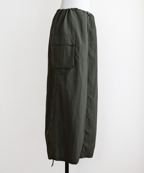 Marient（マリエント）の「ドロストナイロンカーゴSK（スカート・レディース・ブラック/カーキ・FREE）」の10枚目の写真