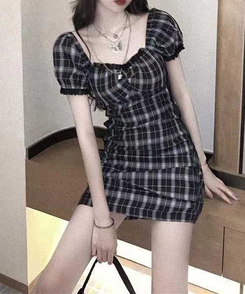gossip！ロサンゼルス（ゴシップロサンゼルス）の「YUGA　パフスリーブ　チェック柄ワンピース（ワンピース・レディース・ブラック・M/L）」の7枚目の写真
