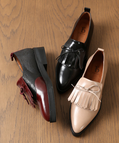 PICHE ABAHOUSE（ピシェ アバハウス）の「biancキルトシューズ（ドレスシューズ・レディース・ブラック/ベージュ/ボルドー・35/39/36/37/38/40/34）」の4枚目の写真