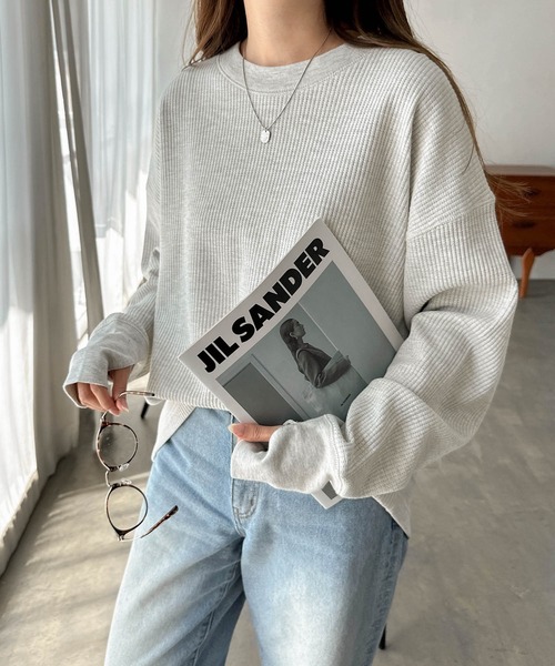 andme(アンドミー)の「ワッフル指穴長袖トップス(Tシャツ/カットソー・レディース・ライトブルー/ブラック/アイボリー/ブラウン/オートミール・M)」の4枚目の写真