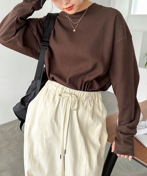 andme(アンドミー)の「ワッフル指穴長袖トップス(Tシャツ/カットソー・レディース・ライトブルー/ブラック/アイボリー/ブラウン/オートミール・M)」の21枚目の写真