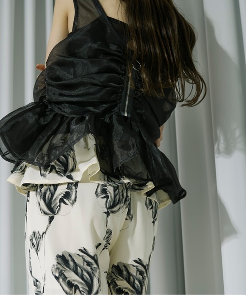 Ezick（エジック）の「Flower petals 2way ペプラムシアーベスト（ベスト・レディース・ホワイト/ブラック/ライトグレー/ライラック・FREE）」の15枚目の写真