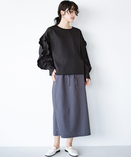 haco!(ハコ)の「今日はきちんとな日!にお任せあれ 華やぐひらひら袖トップス(シャツ/ブラウス・レディース・ネイビー/ブラック・LARGE/MEDIUM/X-LARGE/SMALL)」の5枚目の写真