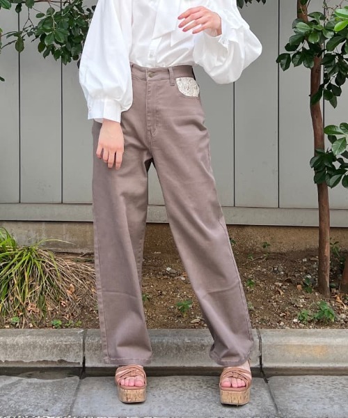 axes femme(アクシーズファム)の「フラッシャー付デニムパンツ(デニムパンツ・レディース・インディゴブルー/モカ・LARGE/MEDIUM)」の2枚目の写真
