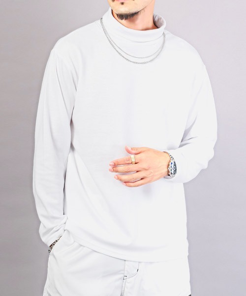 ネックレス付きタートルネックロンT（Tシャツ/カットソー