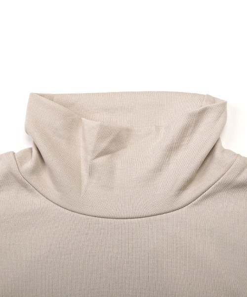 LUXSTYLE(ラグスタイル)の「ネックレス付きタートルネックロンT(Tシャツ/カットソー・メンズ・ブラック/ベージュ/ホワイト・L/M)」の16枚目の写真