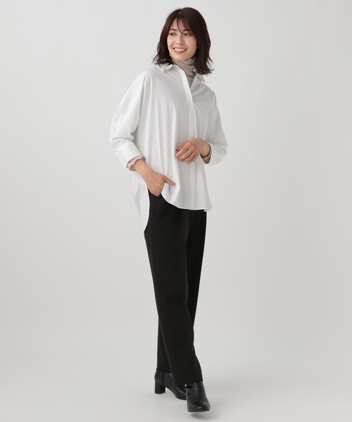 Elura（エルーラ）の「モックネックラメタートル（Tシャツ/カットソー・レディース・ライトベージュ/ライトグレー・MEDIUM/LARGE）」の5枚目の写真
