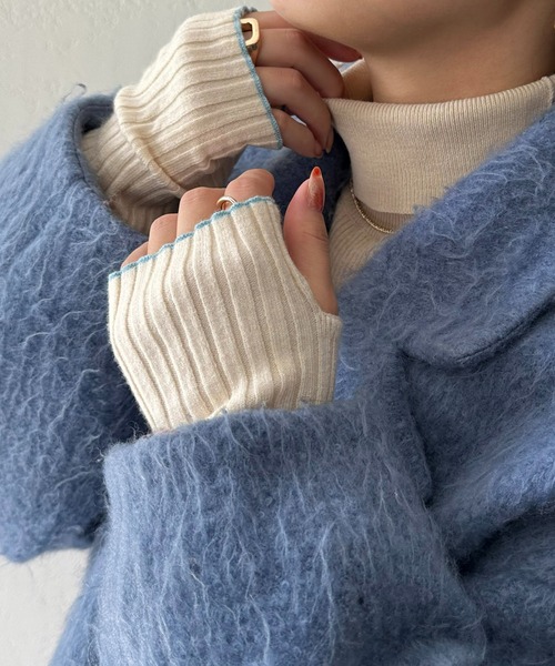 DISCOAT（ディスコート）の「【WEB限定】配色アームウォーマー（アームカバー・レディース・ブラック/グレー/アイボリー/モカ/ブルー/ライトベージュ・FREE）」の5枚目の写真