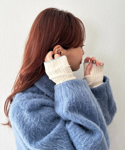 DISCOAT（ディスコート）の「【WEB限定】配色アームウォーマー（アームカバー・レディース・ブラック/グレー/アイボリー/モカ/ブルー/ライトベージュ・FREE）」の18枚目の写真