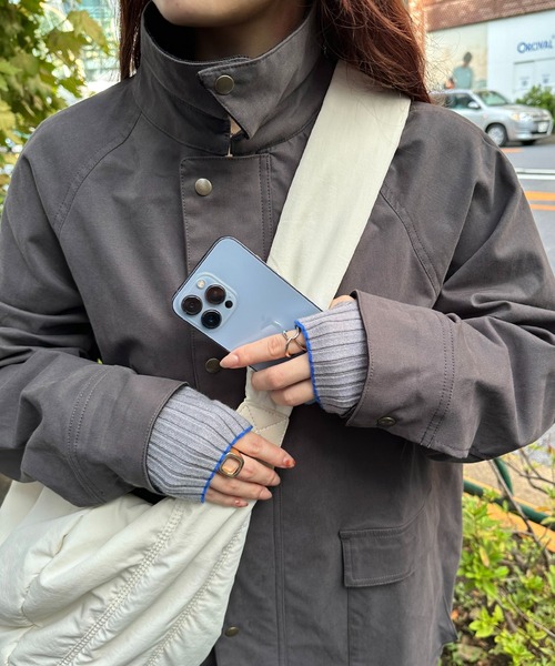 DISCOAT（ディスコート）の「【WEB限定】配色アームウォーマー（アームカバー・レディース・ブラック/グレー/アイボリー/モカ/ブルー/ライトベージュ・FREE）」の9枚目の写真