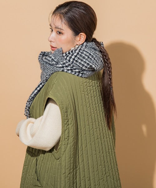 VICKY（ビッキー）の「【ギフトにもオススメ】チェックフリンジストール（ストール/ショール・レディース・ダークネイビー/ブラック系その他・FREE）」の11枚目の写真