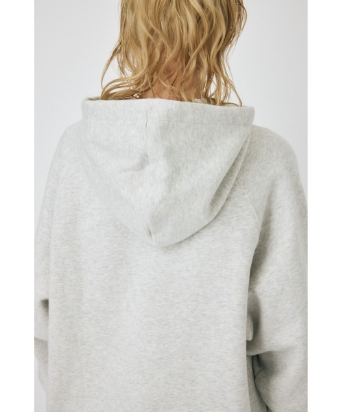 MOUSSY（マウジー）の「LOGO EMBROIDERY PKJ / ロゴエンブロイダリー パーカー（パーカー・レディース・ホワイト/ブラック/杢グレー/ブルー・FREE）」の18枚目の写真