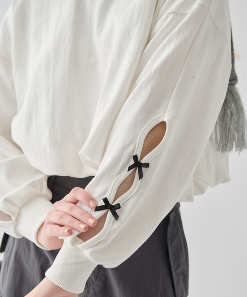 idem(イデム)の「ribbon slit balloon tops/リボン付バルーントップス(Tシャツ/カットソー・レディース・オフホワイト/チャコールグレー・FREE)」の8枚目の写真
