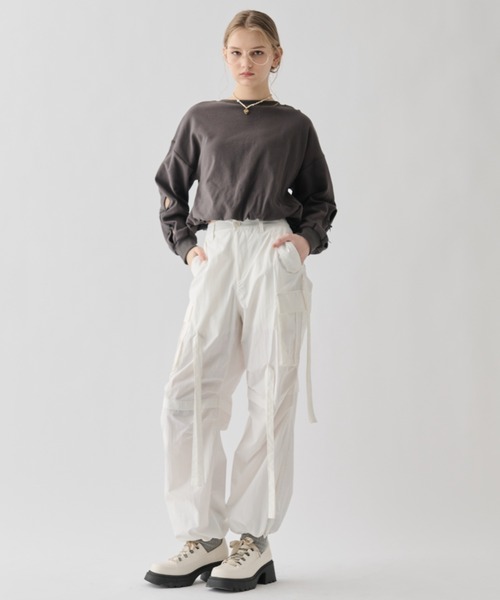 idem(イデム)の「ribbon slit balloon tops/リボン付バルーントップス(Tシャツ/カットソー・レディース・オフホワイト/チャコールグレー・FREE)」の12枚目の写真