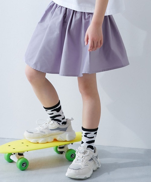 devirock(デビロック)の「ふわっと広がる ボリュームギャザー ミニ丈スカッツ(スカート・キッズ・ブラック/サックスブルー/グレー系1/ピンク系3/パープル系3/アイボリー/ライラック/ブルー系・150cm/140cm/130cm/120cm/110cm/100cm/90cm/80cm/160cm)」の7枚目の写真