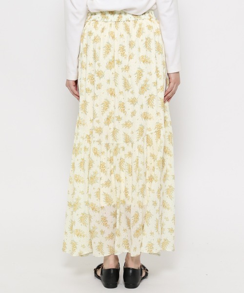mysty woman(ミスティウーマン)の「ミモザ柄スカート 104212(スカート・レディース・ブラック/イエロー/ブルー・FREE)」の5枚目の写真