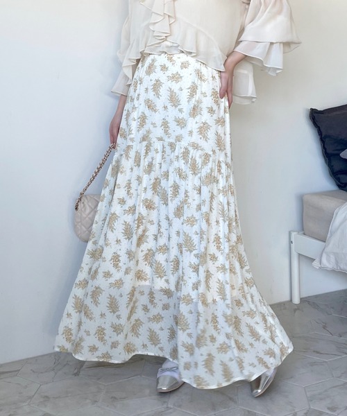 mysty woman(ミスティウーマン)の「ミモザ柄スカート 104212(スカート・レディース・ブラック/イエロー/ブルー・FREE)」の17枚目の写真