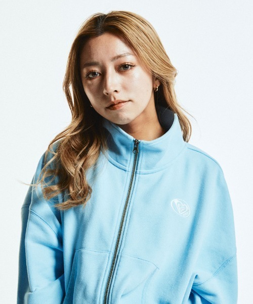 ROXY（ロキシー）の「PLANET RING ZIP/ロキシーショートレングスワンポイントブランドロゴスタンドブルゾン（スウェット・レディース・ホワイト/ブラック/グレー/ミント・SMALL/MEDIUM/LARGE）」の5枚目の写真