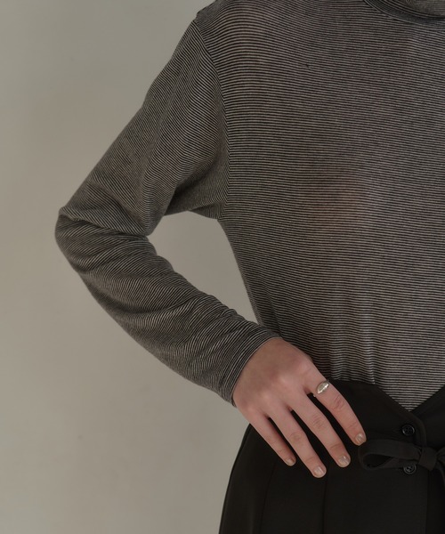 MANOF(マノフ)の「Ca/Si TURTLE CUT TOPS(Tシャツ/カットソー・レディース・ホワイト/ブラック/その他・S/M)」の8枚目の写真