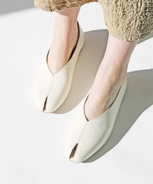 ✨新品・未使用・タグ付き✨LAUREN MONTオープントゥパンプス ホワイト ✨新品・未使用・タグ付き✨LAUREN MONTオープントゥパンプス