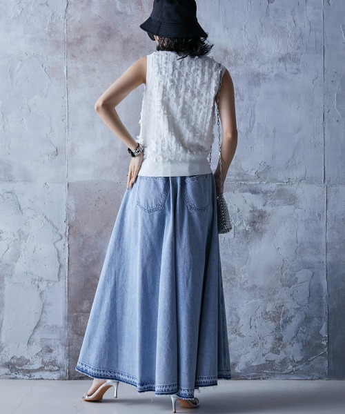 GEVS.（ジェイヴィス）の「＜大きいサイズ＞ 綿100％カットジャガードニットタンクトップ GEVS.（ニット/セーター・レディース・ブラック/オフホワイト・L/LL/3L/4L/5L）」の4枚目の写真