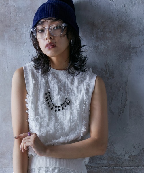 GEVS.（ジェイヴィス）の「＜大きいサイズ＞ 綿100％カットジャガードニットタンクトップ GEVS.（ニット/セーター・レディース・ブラック/オフホワイト・L/LL/3L/4L/5L）」の8枚目の写真