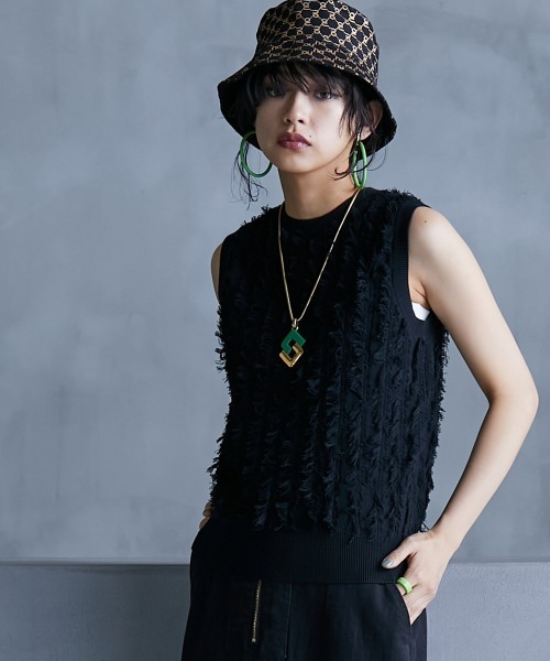 GEVS.（ジェイヴィス）の「＜大きいサイズ＞ 綿100％カットジャガードニットタンクトップ GEVS.（ニット/セーター・レディース・ブラック/オフホワイト・L/LL/3L/4L/5L）」の11枚目の写真