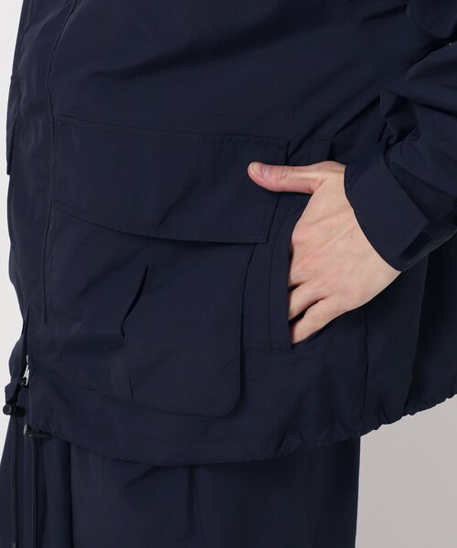 SIERRA DESIGNS（シェラデザイン）の「【SIERRA DESIGNS / シエラデザイン】別注 ナイロンマウンテンパーカー（マウンテンパーカー・メンズ・ブラック/チャコールグレー/コバルトブルー・MEDIUM/LARGE）」の20枚目の写真